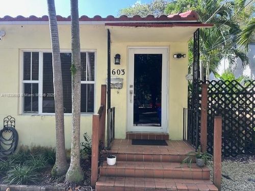 3603-3603 Sw 3rd Ave, Miami, FL, 33145-3917 | Card Image