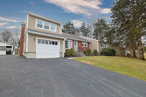507 Mountain View Ave, Hurley, NY, 12443-5621 | Card Image