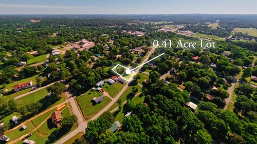 706 Pine St, Thayer, MO, 65791-1424 | Card Image