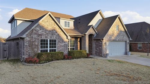 10917 S Sycamore St, Jenks, OK, 74037-2375 | Card Image