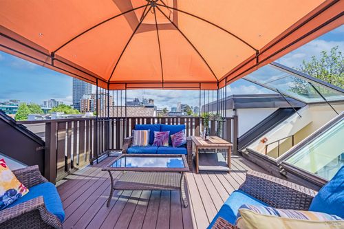 304-1633 W 11th Ave, Vancouver, BC, V6J2B8 | Card Image