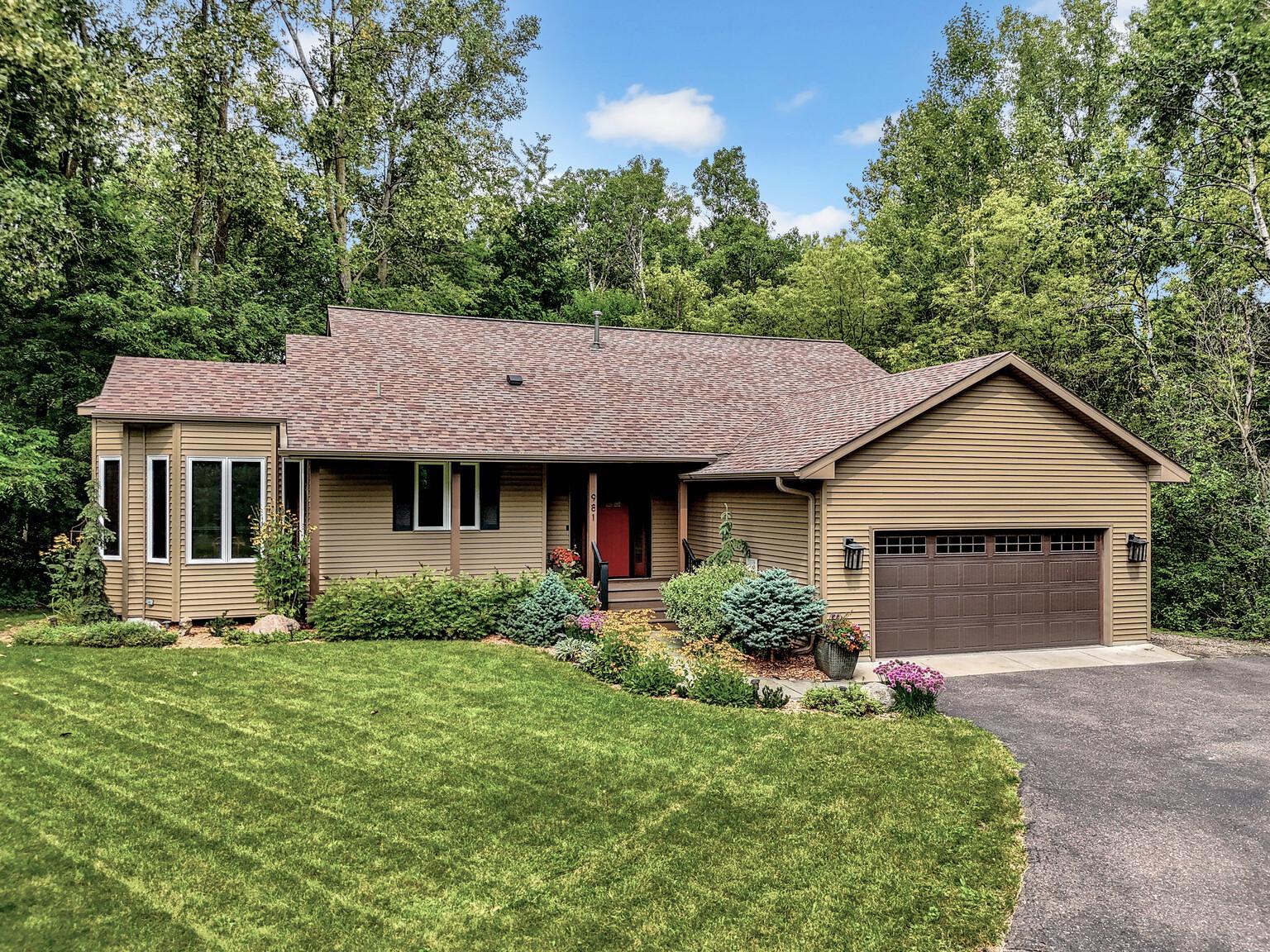 County Road C2 , Saint Paul, MN 55113