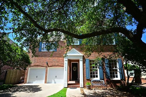 4142 Villanova St, West University Place, TX, 77005-3527 | Card Image