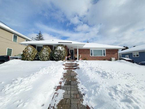 46 N Edward St, Sayreville, NJ, 08872-1567 | Card Image