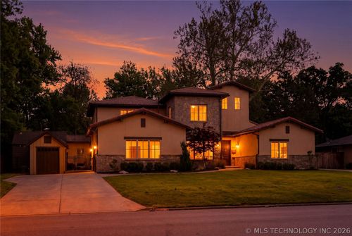 3623 Utica Ave, Tulsa, OK, 74105-8116 | Card Image