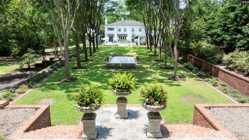1 Woodhill Cir, Columbia, SC, 29209-1229 | Card Image