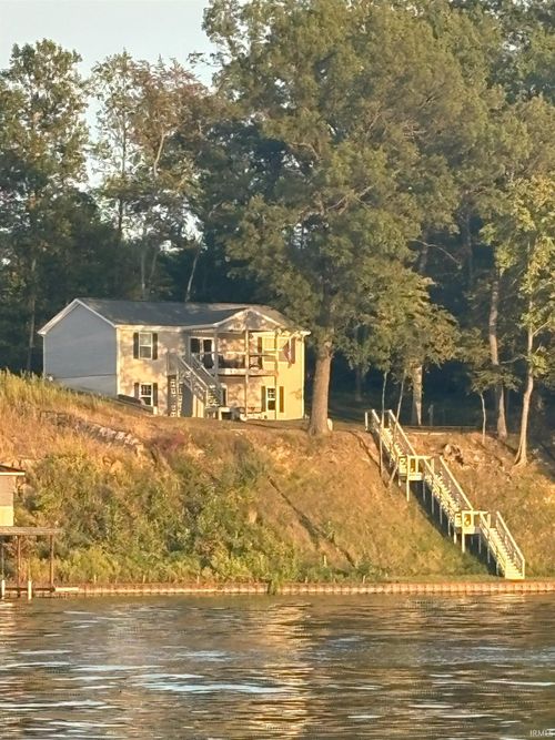 4372 N Shorewood Ct, Monticello, IN, 47960-7873 | Card Image