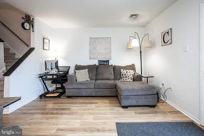 7 Raintree Dr, Townhouse with 2 bedrooms, 2 bathrooms and null parking in Hamilton NJ | Image 12