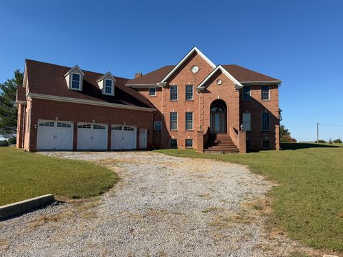 30 Hickory Grove Dr, Morrison, TN, 37357-2401 | Card Image