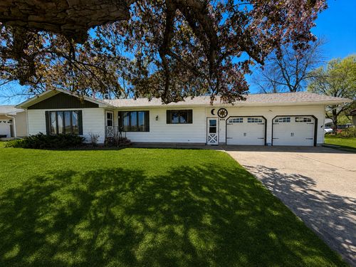 514 Fir Ave, Westbrook, MN, 56183-9625 | Card Image
