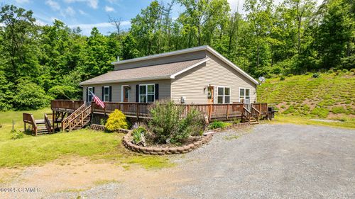 901 Summit Rd, Middleburg, PA, 17842-9253 | Card Image