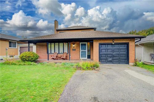31 Bonfair Crt, Kitchener, ON, N2M4P6 | Card Image