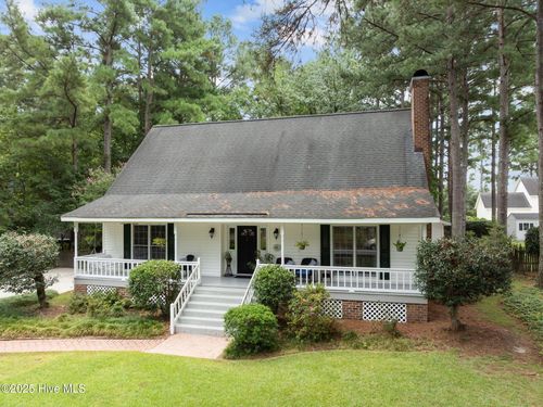 318 Dupont Cir, Greenville, NC, 27858-6520 | Card Image