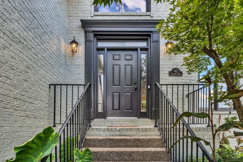 42 Nickleby Down, Brentwood, TN, 37027-7623 | Card Image