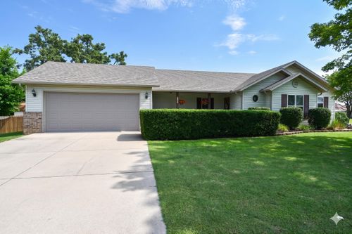 185 Blue Spruce Drive, Hollister, MO, 65672 | Card Image