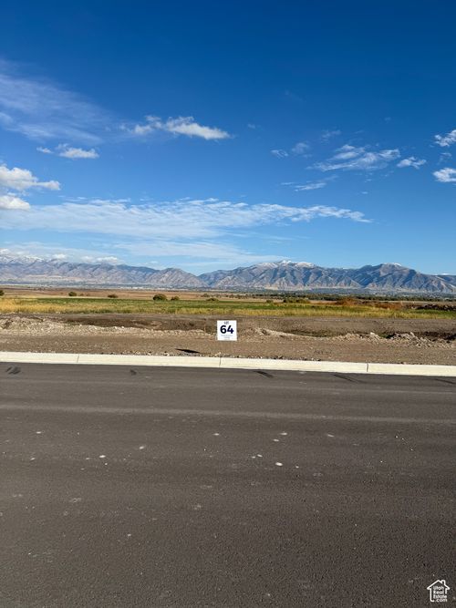 64-993 N 75 W, Mendon, UT, 84325 | Card Image