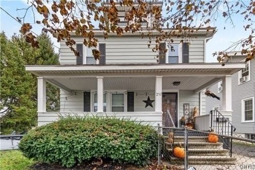252 Medford Rd, Syracuse, NY, 13208-1939 | Card Image