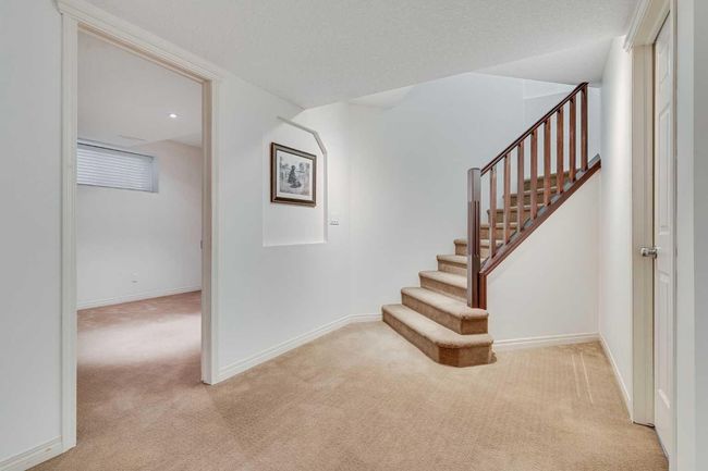 686 Chaparral Dr Se, House other with 5 bedrooms, 4 bathrooms and 4 parking in Calgary AB | Image 37