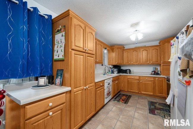 911 Cardinal Dr, House other with 3 bedrooms, 3 bathrooms and null parking in Maquoketa IA | Image 8