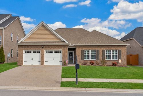 1326 Whispering Oaks Dr, Lebanon, TN, 37090 | Card Image