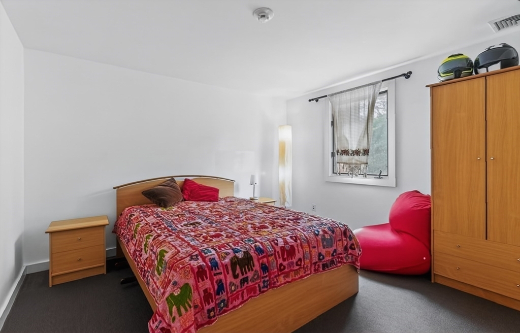 Residential Lease in Newton 3