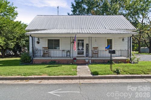626 Austin St, Albemarle, NC, 28001-3739 | Card Image