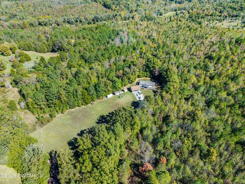 2442 Jeanette Holladay Rd, Parsons, TN, 38363-5669 | Card Image