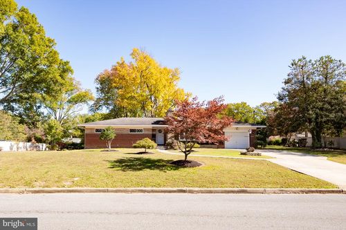 8917 Linton Ln, Alexandria, VA, 22308-2731 | Card Image