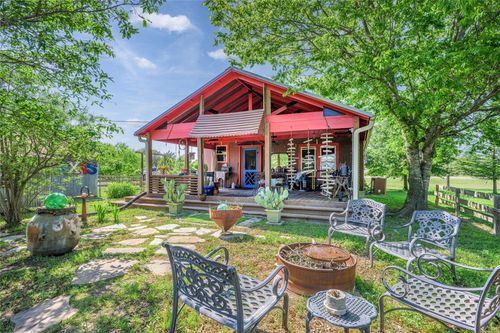 1344 E State Highway 237, Fayetteville, TX, 78940-5220 | Card Image