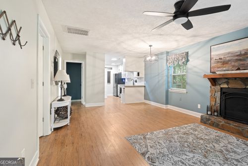702-767 Covecrest Dr, Tiger, GA, 30576-1887 | Card Image