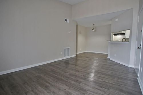 509c-2700 S Dairy Ashford Rd, Houston, TX, 77082-2322 | Card Image