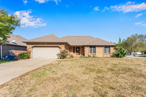 1385 W Evans St, Springfield, MO, 65810-2439 | Card Image