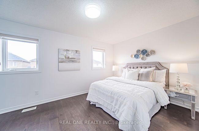 23 Rizal Ave, House attached with 4 bedrooms, 3 bathrooms and 2 parking in Markham ON | Image 18