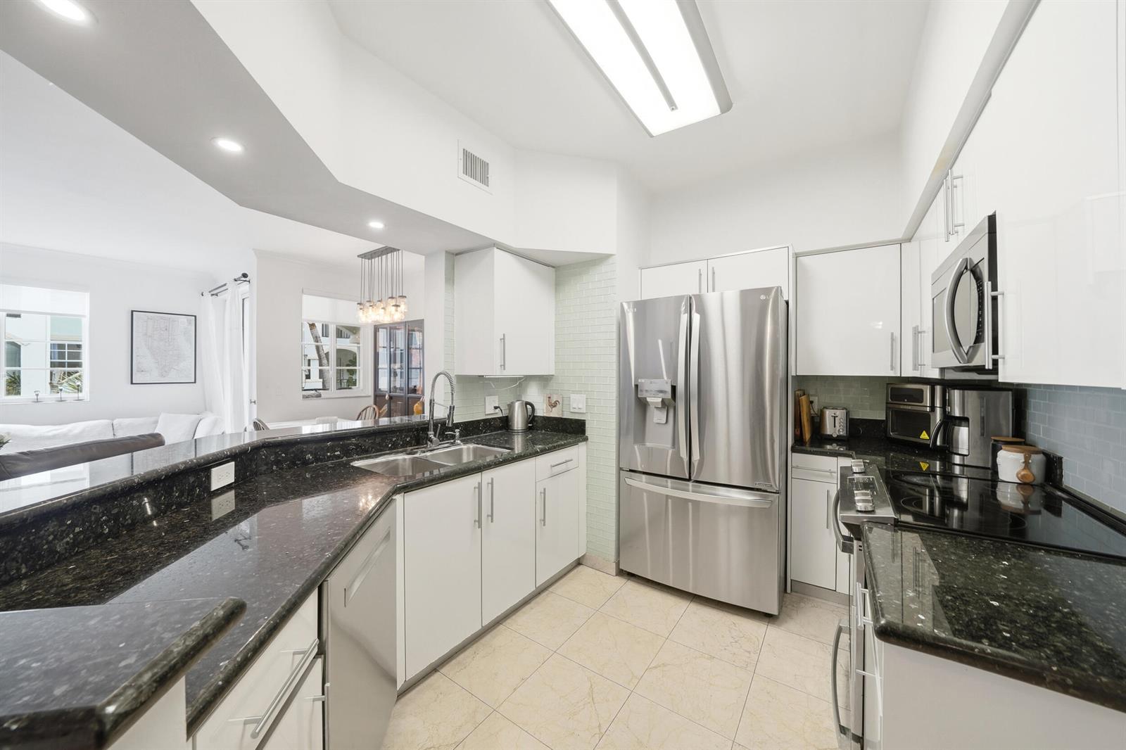 Residential in Aventura 5