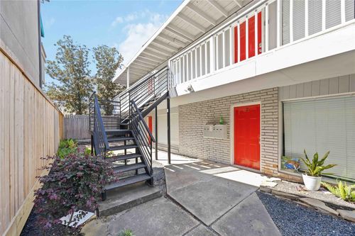 4-2218 Hazard St, Houston, TX, 77019-6534 | Card Image