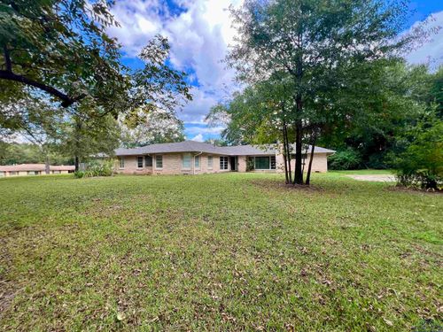 330 N Van Buren St, Henderson, TX, 75652-5846 | Card Image
