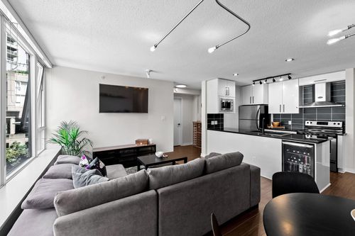 306-633 Abbott St, Vancouver, BC, V6B0J3 | Card Image
