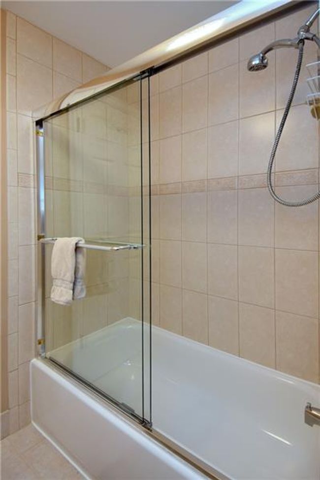 205 Sewickley Hts. Dr., Sold in Aleppo Nal Zoocasa