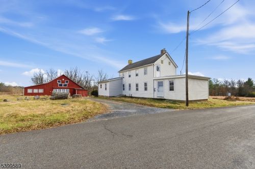 19 Thatcher Rd, FRENCHTOWN, NJ, 08825-3603 | Card Image