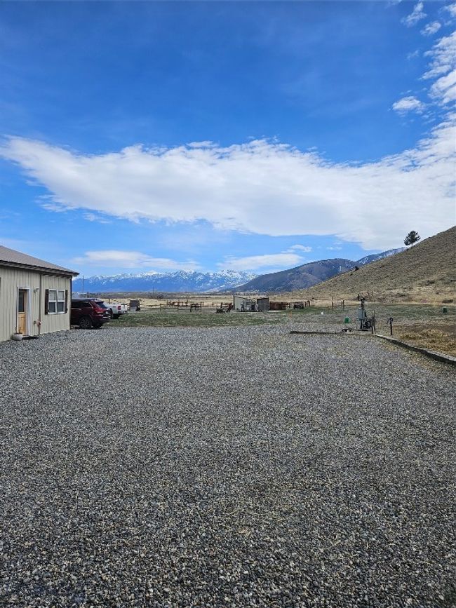 682 E River Rd, House other with 6 bedrooms, 4 bathrooms and null parking in Pray MT | Image 69