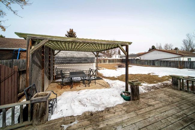 4218 54 Avenue, Home with 5 bedrooms, 3 bathrooms and 1 parking in Provost AB | Image 34