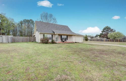 1507 Pine View Dr, Jacksonville, AR, 72076-5261 | Card Image