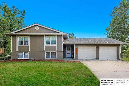 13219 Cooper St, Papillion, NE, 68138-4305 | Card Image