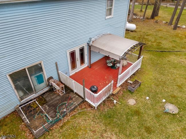 101 Hidden Gln, Townhouse with 3 bedrooms, 2 bathrooms and null parking in Montague NJ | Image 14