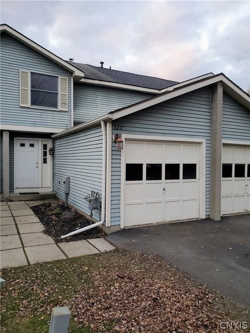 8217 Trevi Ln, Clay, NY, 13041-8937 | Card Image