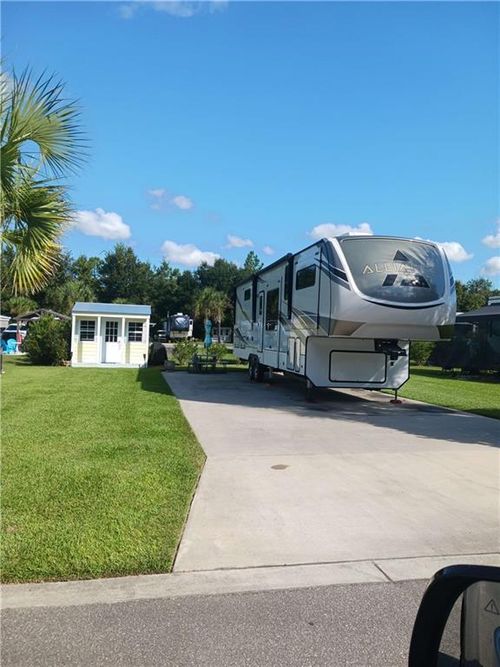 21240 Miflin Rd, Foley, AL, 36535-9645 | Card Image