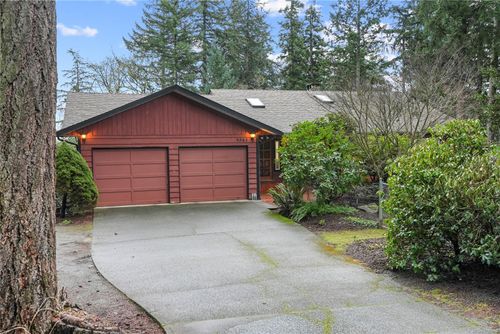 9343 Carnoustie Cres, North Saanich, BC, V8L5G7 | Card Image