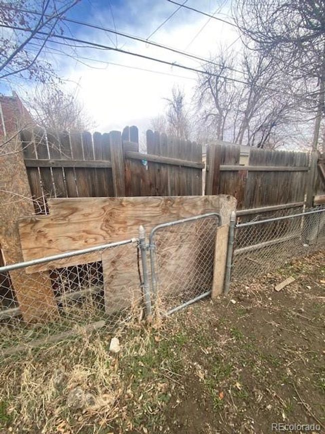 1636 Geneva St, House other with 2 bedrooms, 2 bathrooms and 1 parking in Aurora CO | Image 25