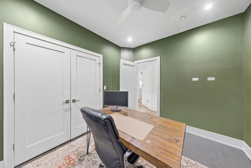 2w-1334 W Walton St, CHICAGO, IL, 60642-5340 | Card Image