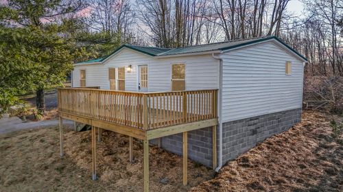 1430 Grassy Lick Rd, Mt Sterling, KY, 40353-8031 | Card Image